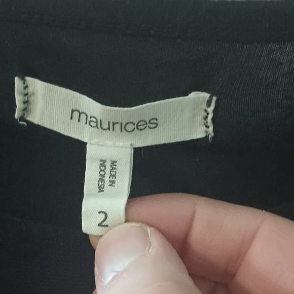 Maurices yoke Mesh Tee Size 2X - Picture 2 of 6